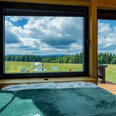 Tiny House Rakosnicek شقة *